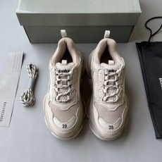 Balenciaga Sneakers